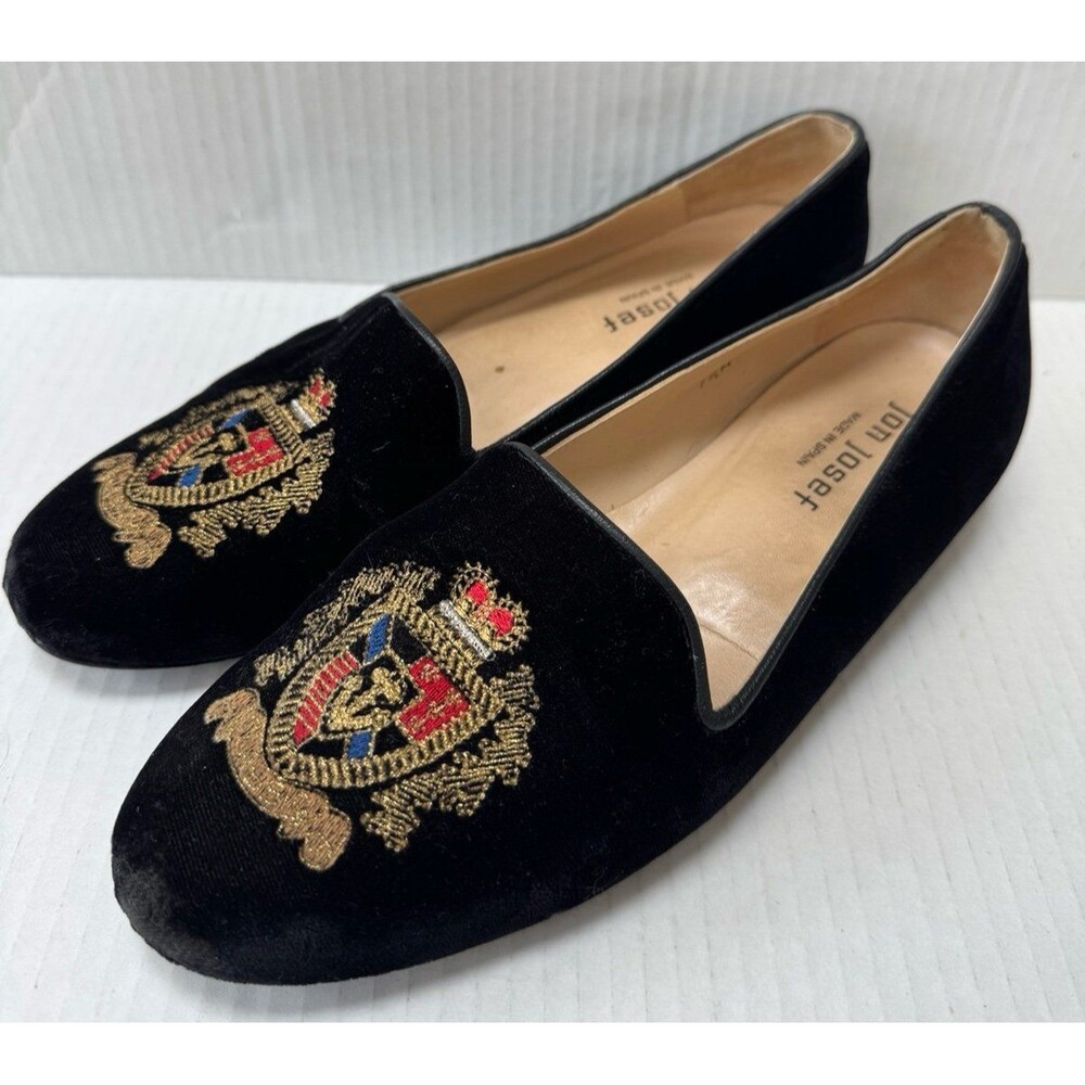 Jon Josef Black Velvet Gatsby Shield Emblem Leather Loafers Flats Shoes Size 7.5